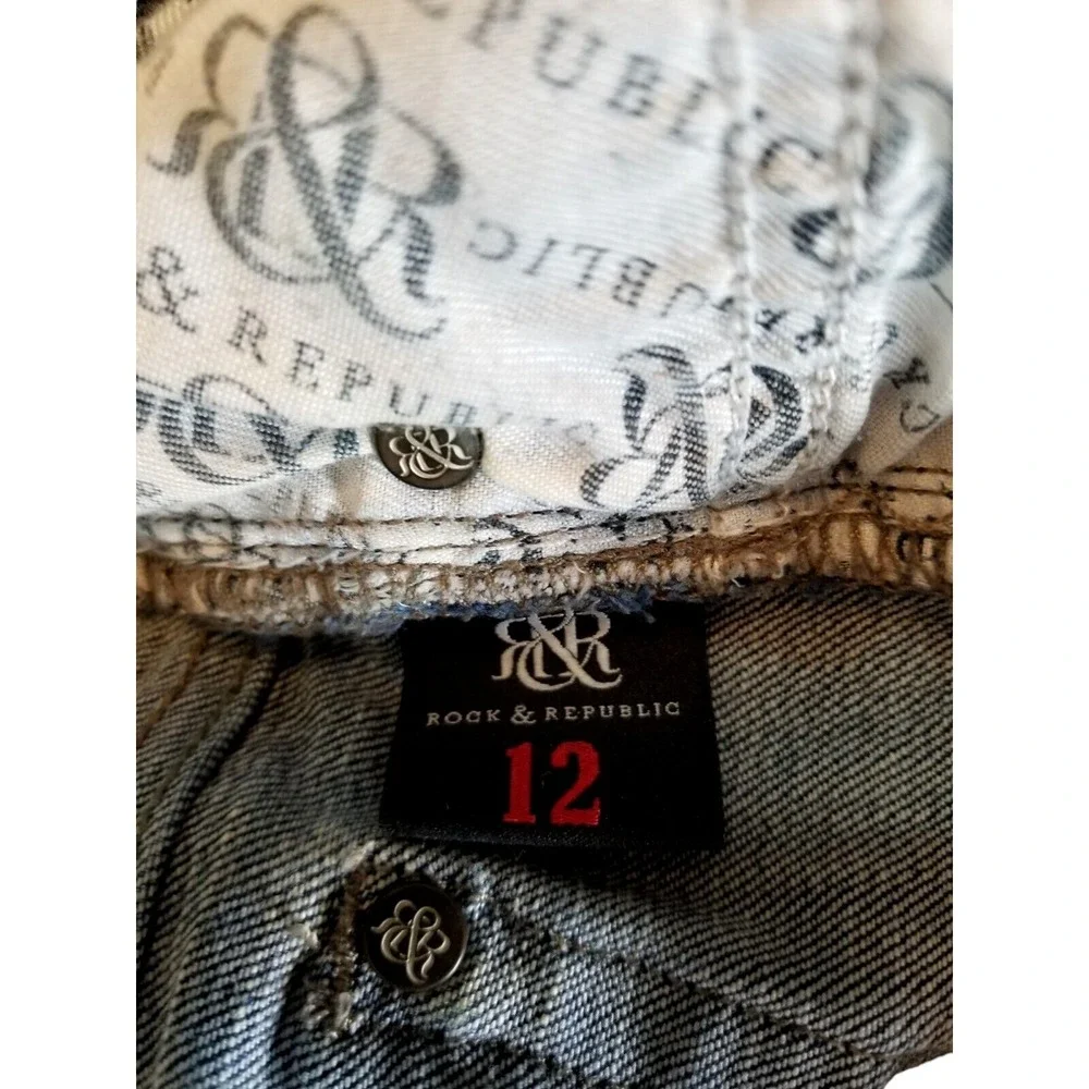 Rock & Republic Women's Dark Blue Embroidered Pocket Bootcut Jeans
